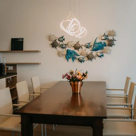 Luxury Weisses Rossl Residenzen By Seebnb
